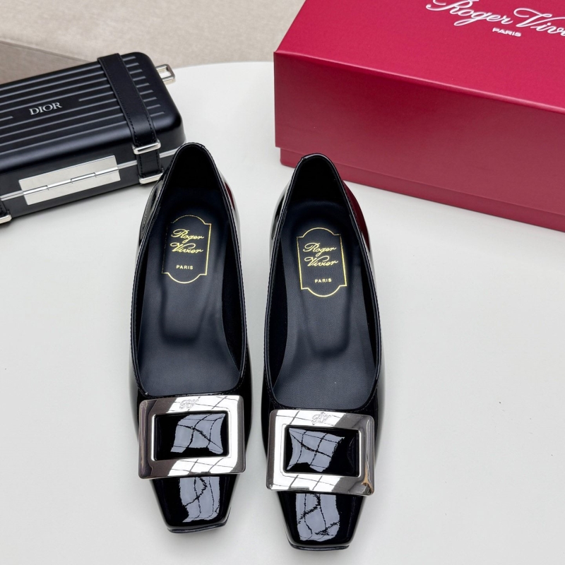 roger u1u1er flat shoes